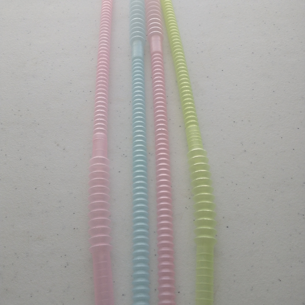 Rare Tupperware Lot of 4 Pastel Whistle Straws